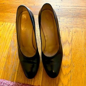 Calvin Kline black pumps